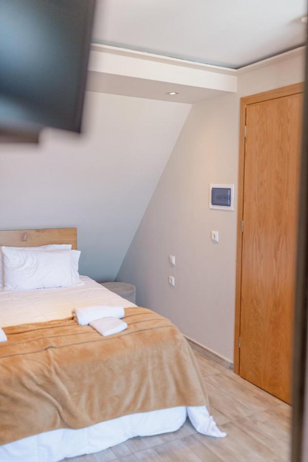 Zama Suites ไซคิย์นธอสทาวน์ ภายนอก รูปภาพ