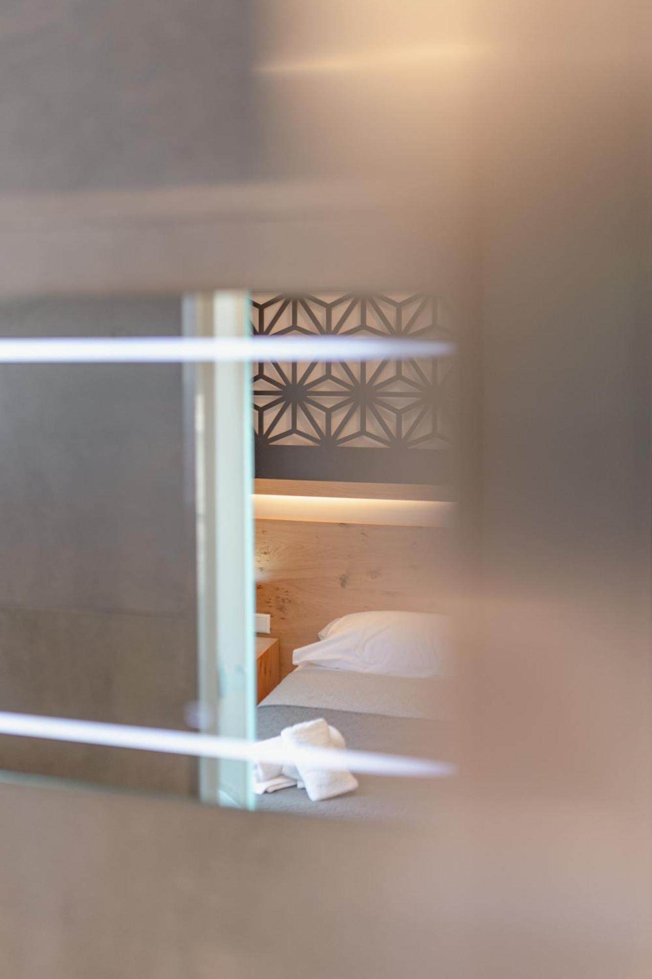 Zama Suites ไซคิย์นธอสทาวน์ ภายนอก รูปภาพ